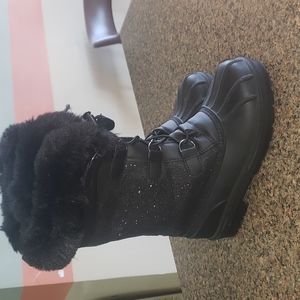 Girls snow boots